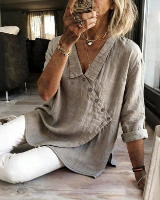 Bluse Med Asymmetrisk Diagonal Knaplukning Og Krave