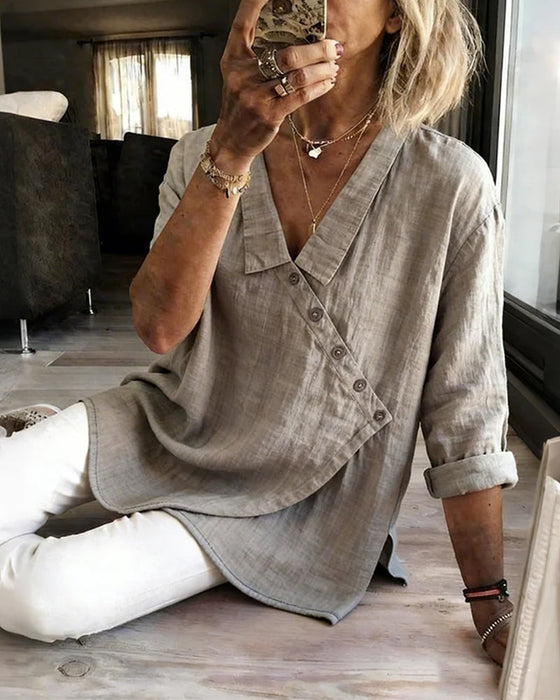 Bluse Med Asymmetrisk Diagonal Knaplukning Og Krave