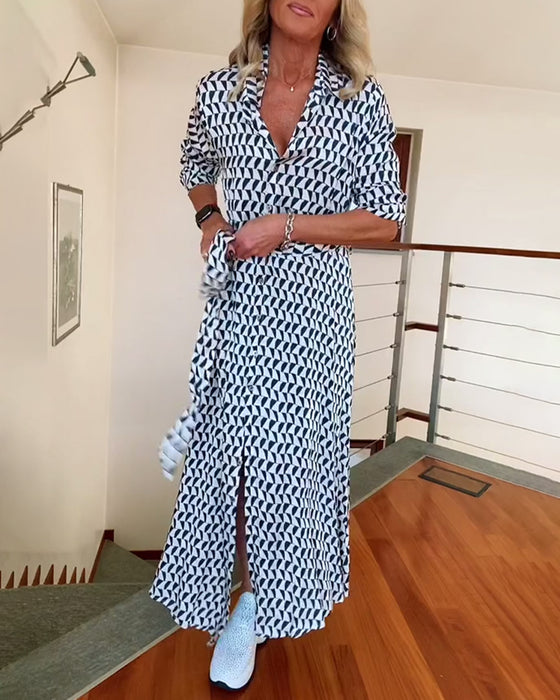 Geometrisk mønstret kjole med slids