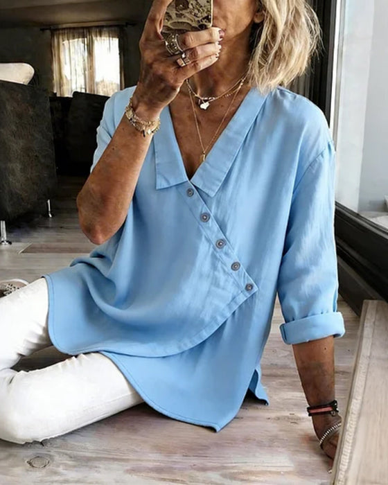 Bluse Med Asymmetrisk Diagonal Knaplukning Og Krave