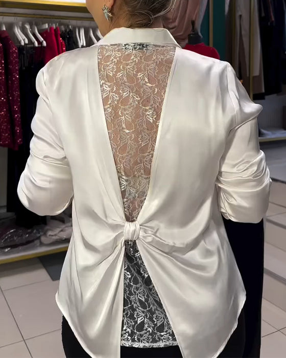 Stilfuld Blondebluse med Sløjfe