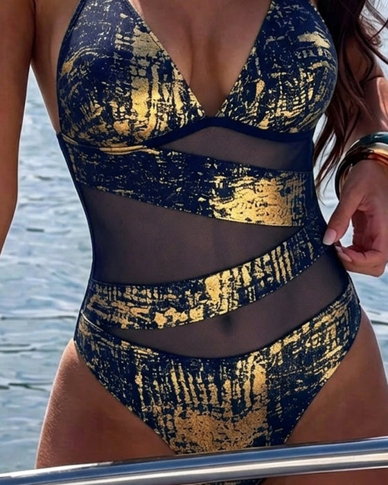 En Delt Farveblok Halter Design