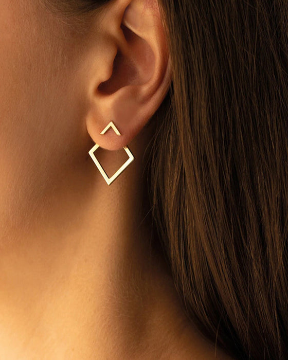 Enkle elegante diamantformede øreringe