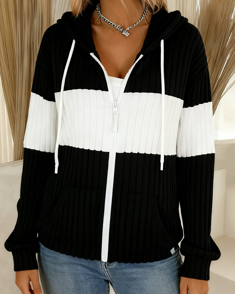 Farveblokeret Frakke Med Hætte Og Lynlås