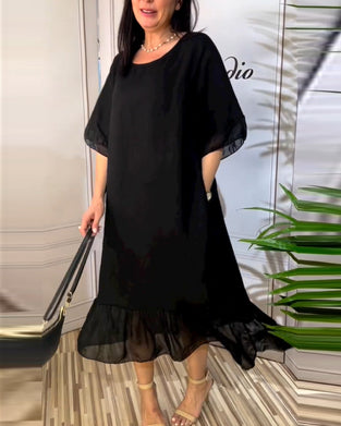 Kortærmet kjole med paneleret mesh