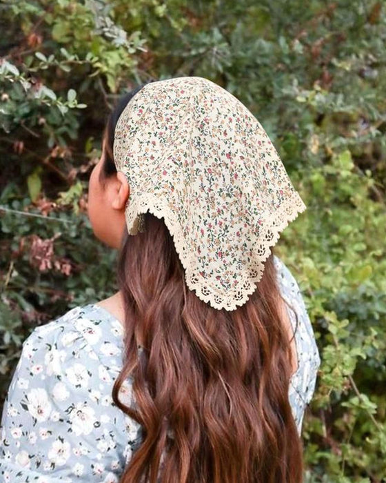 Lille Blomstret Trekanttørklæde