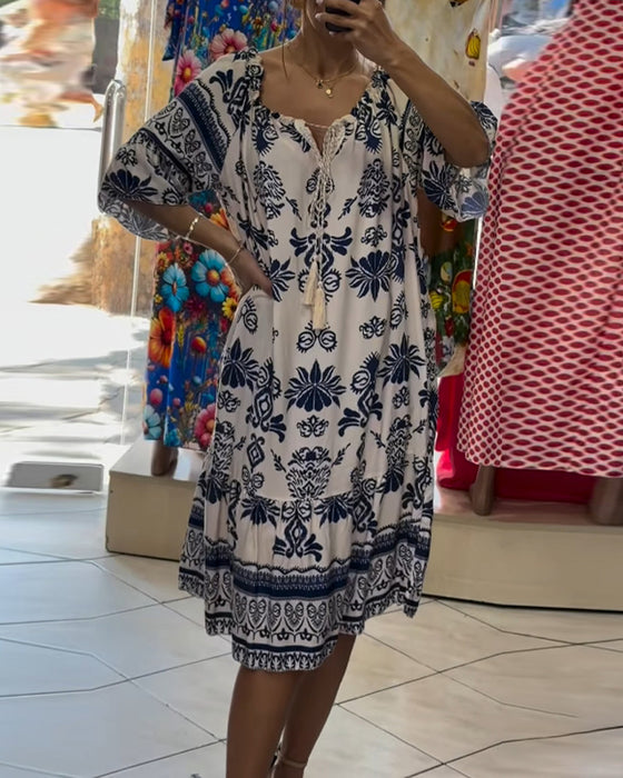 Kjole Rund Hals Trykt Trompet Korte Ærmer