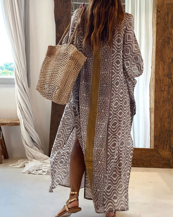 Slapp Og Vintage Kjole I Feriestil