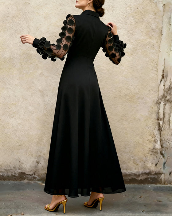 Elegant Kjole Med Moderne V-Hals