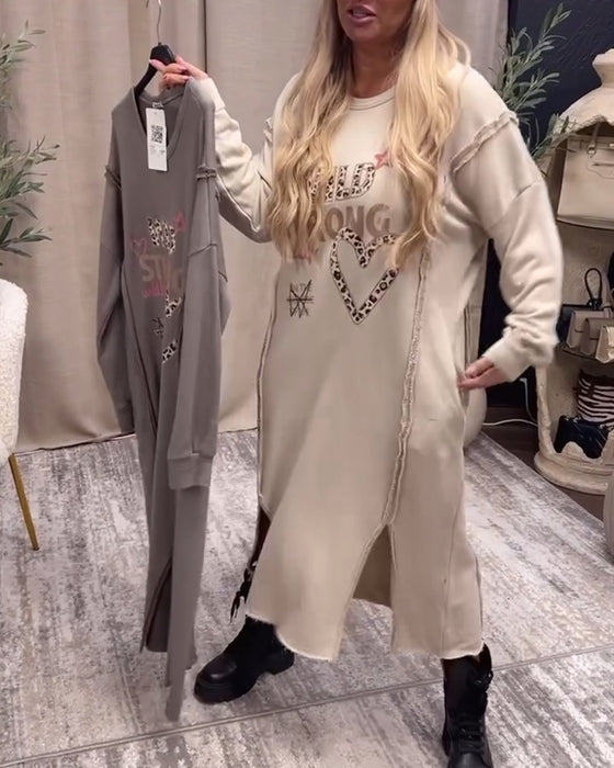 Løs kjole med print og lange ærmer