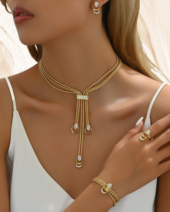 Enkelt smykkesæt | Halskæde, øreringe og håndsmykker