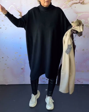 Afslappet ensfarvet langærmet pullover med høj krave