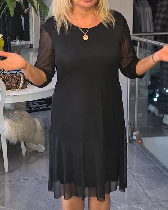 Gennemsigtig Og Moderne Ensfarvet Kjole