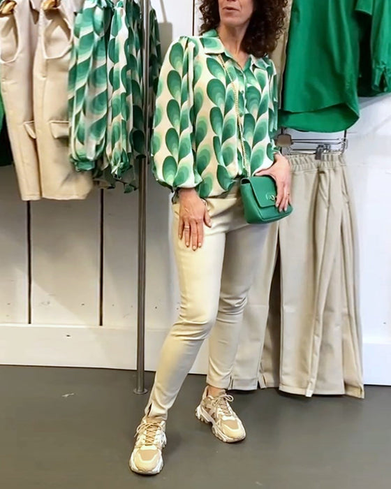 Grøn skjorte med print