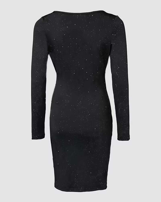 Kjole Med Sexi Stemning, V-Hals Design Och Elegant Stil