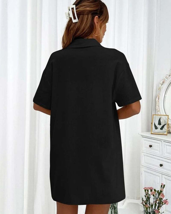 Casual ensfarvet to-delt sæt | skjorte og shorts