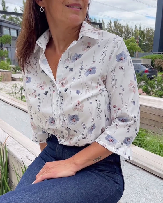 Hvid skjorte med print