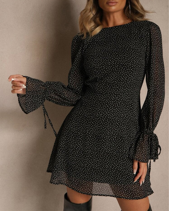 Kjole Prikket Elegant og Moderne