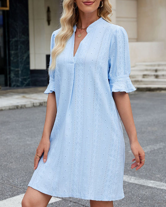 Kjole Ensfarvet V-hals