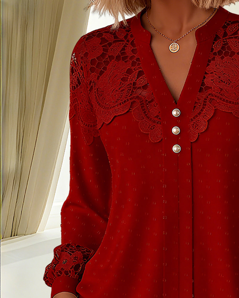 Lossiddende Bluse Med V-Halsudskæring Og Indsatser