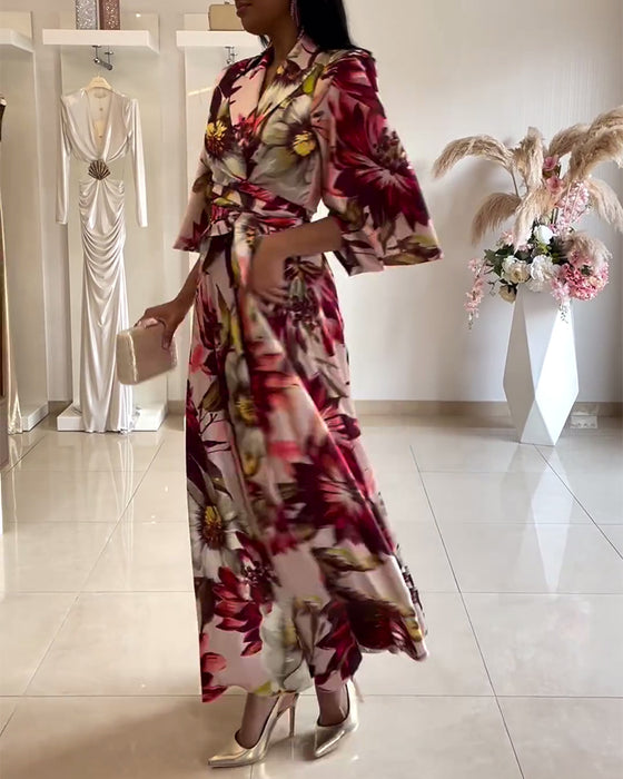 Trekvart-ærmet blomsterkjole med snøre