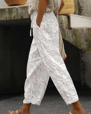 Blomsterbroderede hvide bukser med snøre