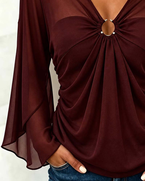 Bluse V-Hals Metal Ring Twist