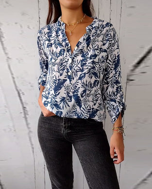 V-halset bluse med bladprint