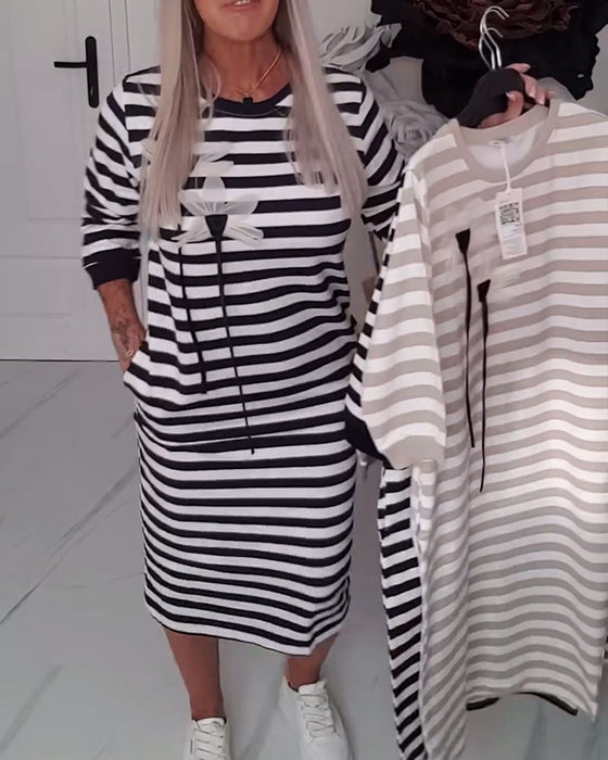 Kjole afslappet rund hals stribet