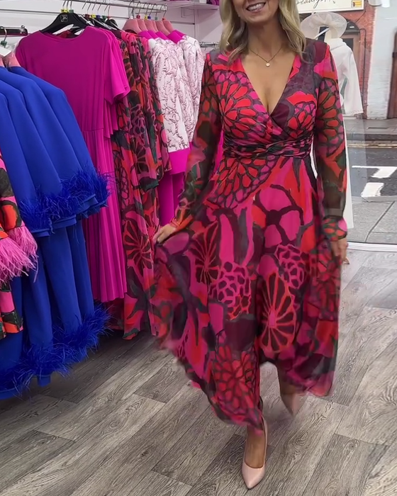 Swingkjole med dyb V-udskæring