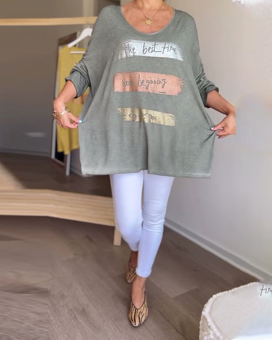 Langærmet top med rund hals og skriftmotiv