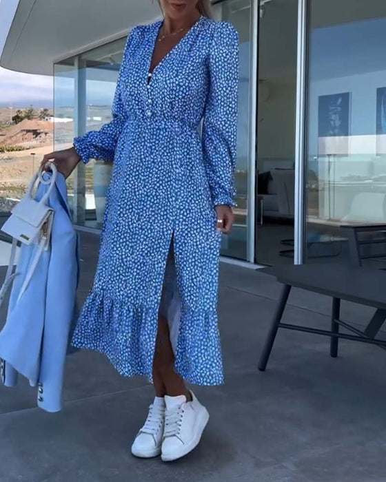 V-hals blomstret patchworkkjole