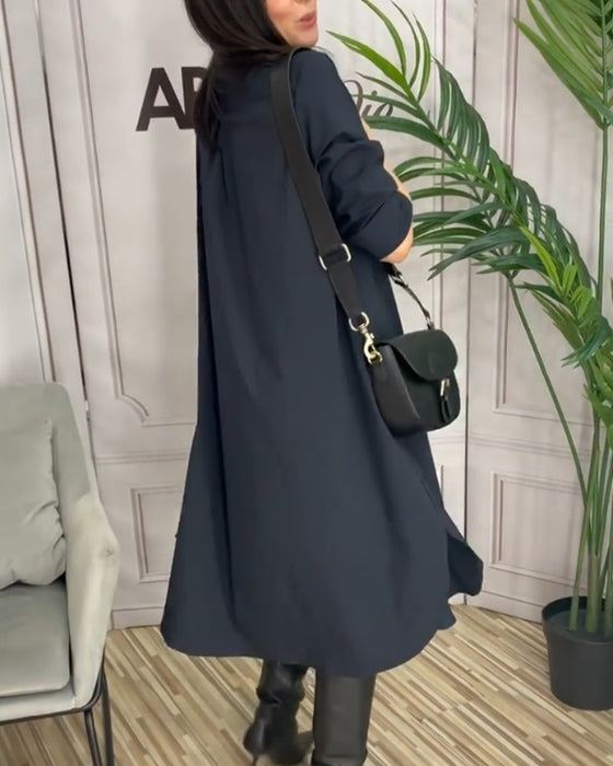 Ensfarvet hverdagskjole med skjortekrave