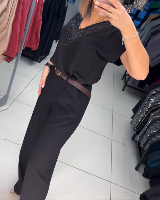 Kortærmet hverdagstop med V-udskæring