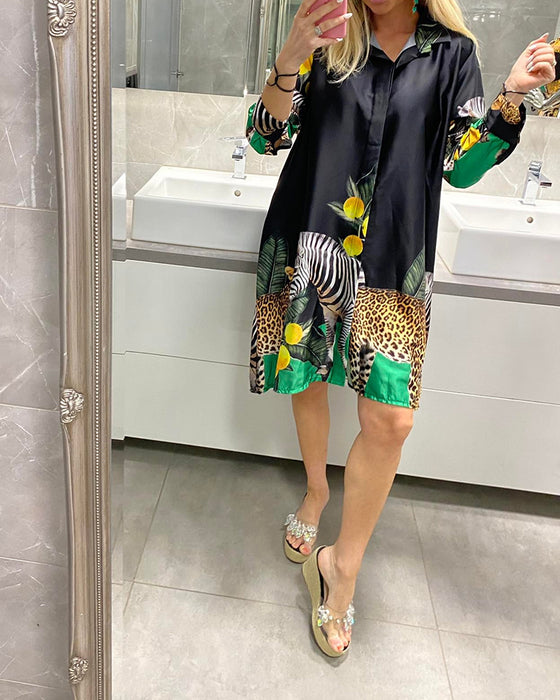 Løs kjole med tigerprint