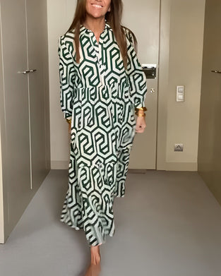 Mønstret kjole med lange ærmer
