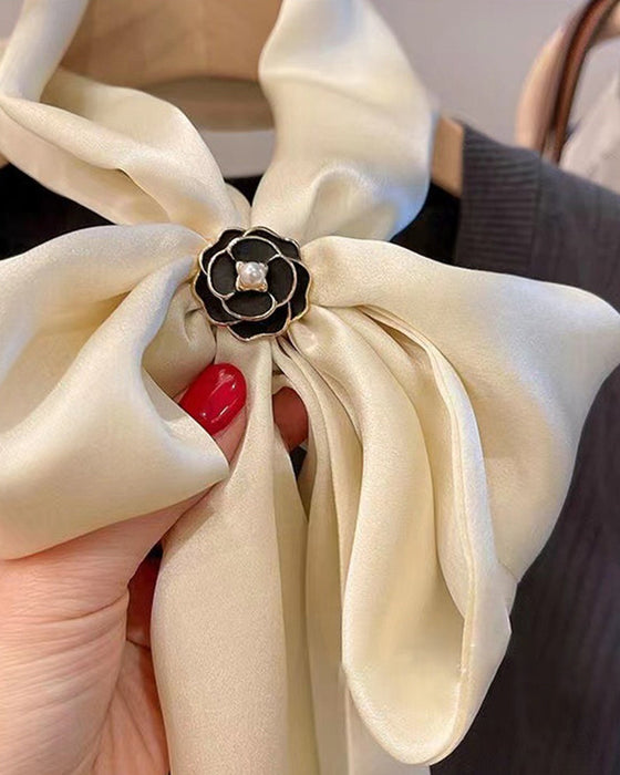 Camellia tørklædespænde