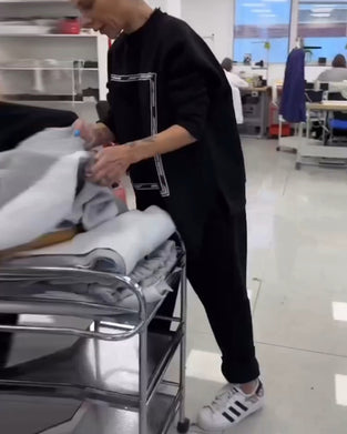 Afslappet og stilfuldt 2-delt sæt | Sweatshirt og joggingbukser