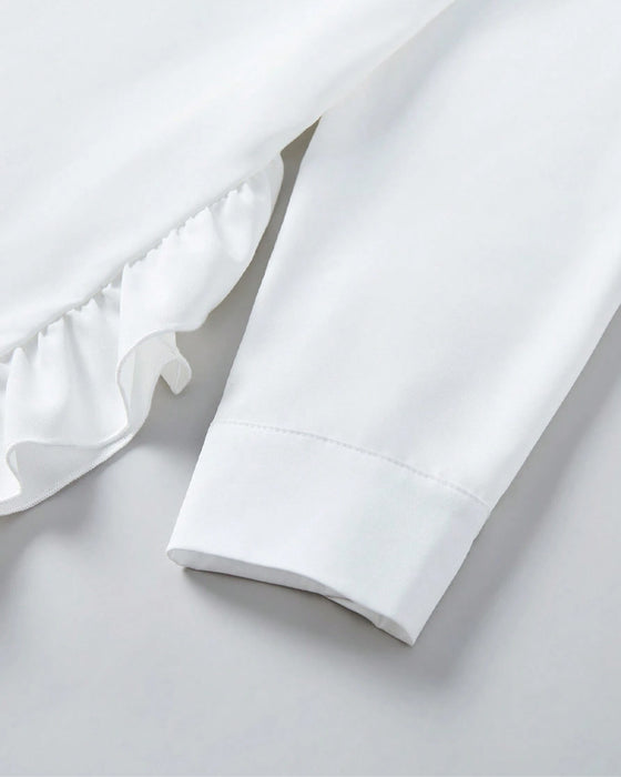 Hvid skjorte med flæser