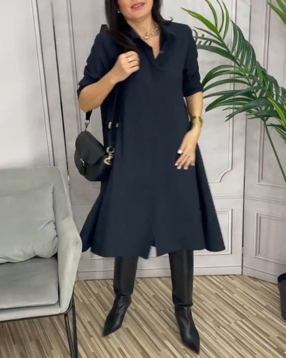 Ensfarvet hverdagskjole med skjortekrave