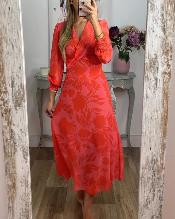 Sommerkjole med V-udskæring