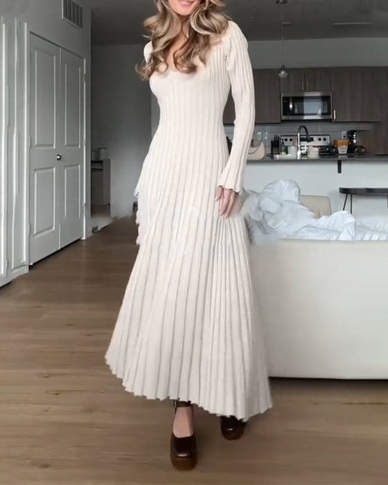 V-hals rib ensfarvet kjole