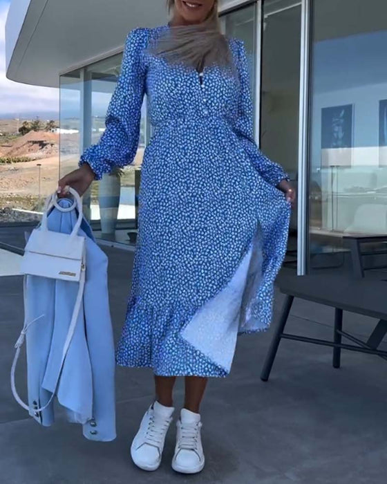 V-hals blomstret patchworkkjole