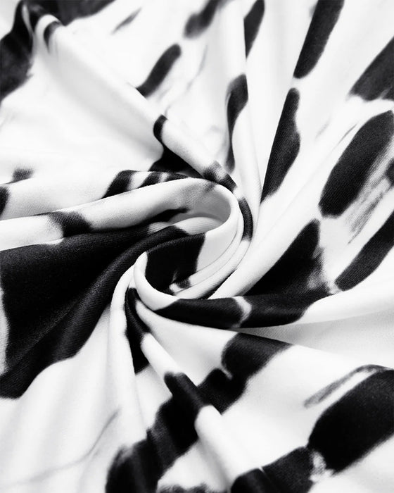 Kjole med v-udskæring og print