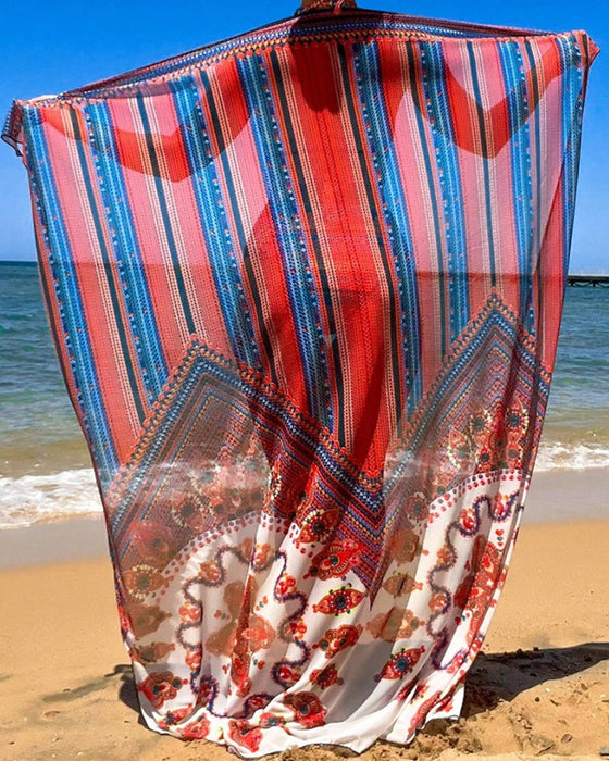 Bikinisæt med sjal i batik-stil