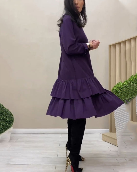 Knælang kjole med flæser