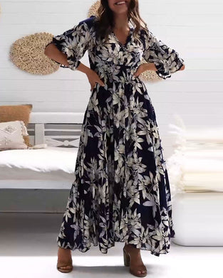 Kjole med elegance og blomster