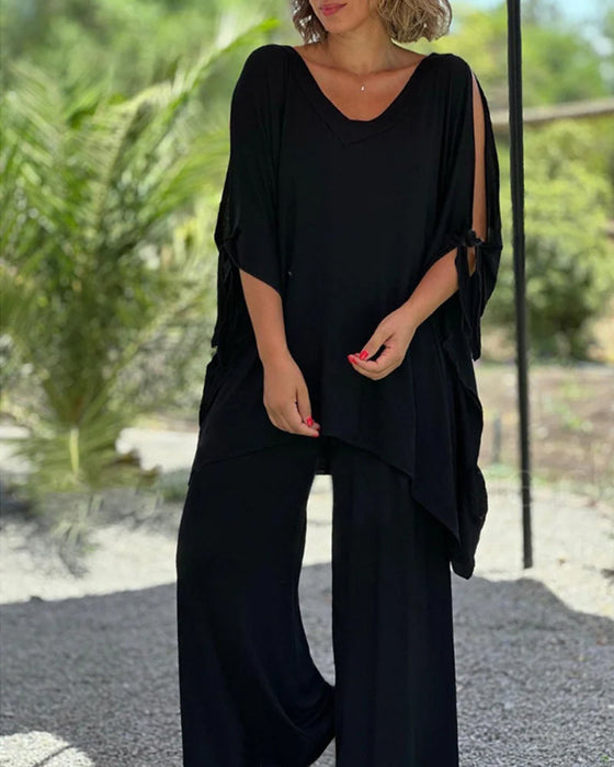 Ensfarvet todelt sæt i afslappet pasform