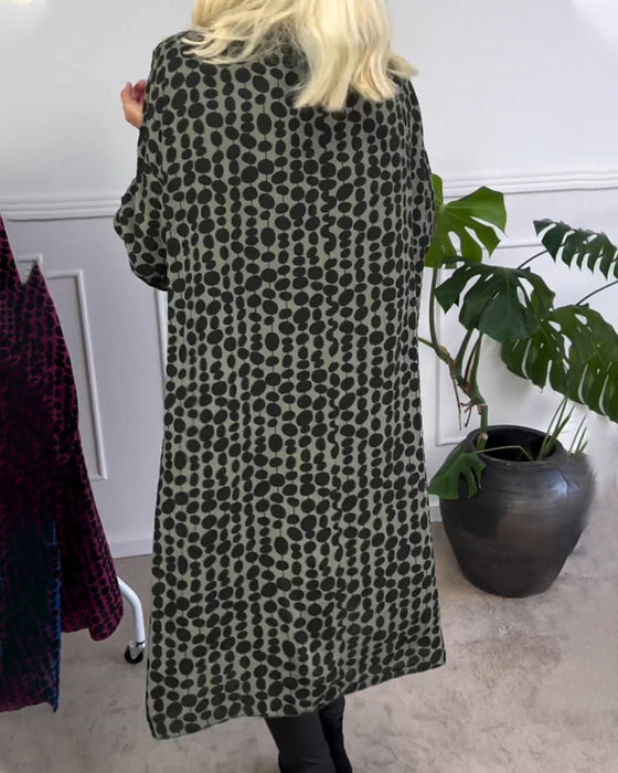 Retro prikket kjole med v-hals