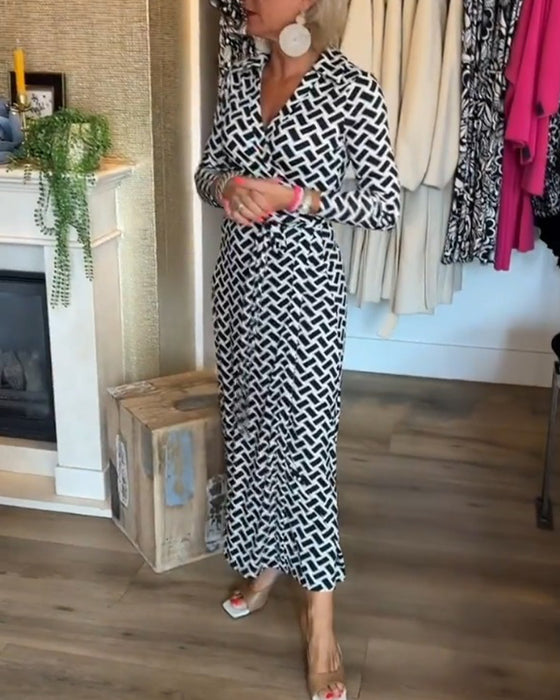 Slankende mønstret kjole